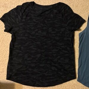 lululemon athletica Black Camo Short Sleeve Tee